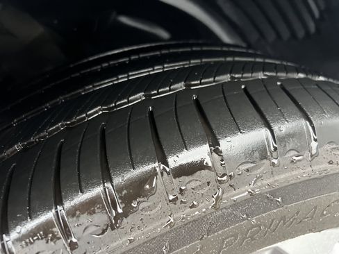 Certified 2023 Mercedes-Benz GLE 350 w/ Premium Package image 12