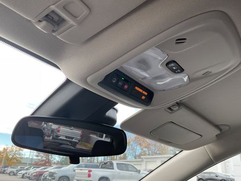 Used 2020 Buick Encore GX Preferred w/ Cold Weather Comfort Package image 9