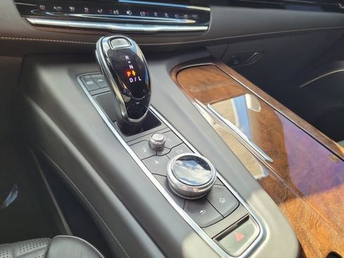 Used 2022 Cadillac Escalade Sport Platinum image 34