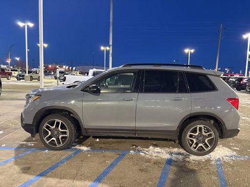 Used 2023 Honda Passport Elite image 7