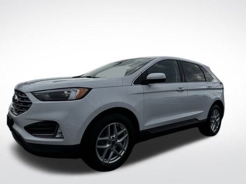 Used 2022 Ford Edge SEL w/ Convenience Package image 3