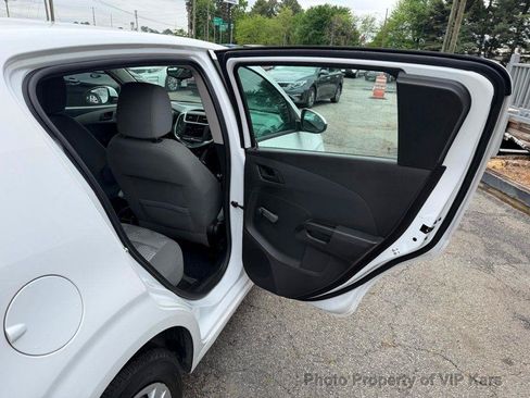 Used 2020 Chevrolet Sonic LT FWD image 11