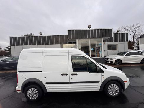 Used 2013 Ford Transit Connect XLT image 9