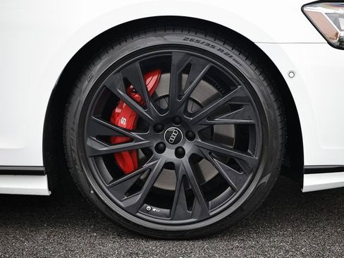 New 2025 Audi S8 image 4