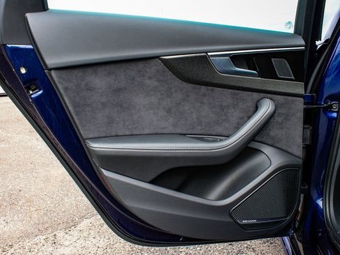 Used 2022 Audi S4 Premium Plus w/ Premium Plus Package image 11