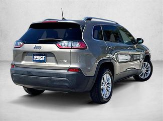 Used 2019 Jeep Cherokee Latitude w/ Popular Appearance Group FWD video 2