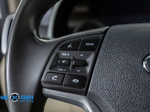 Used 2021 Hyundai Tucson Sport image 14