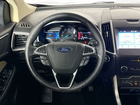 Used 2019 Ford Edge SEL w/ Equipment Group 201A AWD/4WD image 21