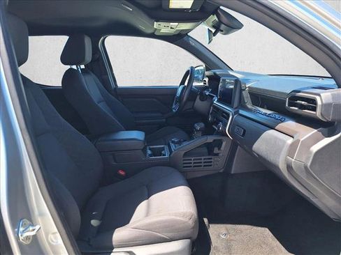 Used 2024 Toyota Tacoma SR5 AWD/4WD image 19