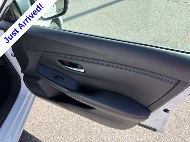 Used 2024 Nissan Sentra SV FWD image 19