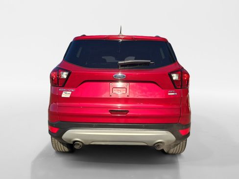 Used 2019 Ford Escape SEL image 4