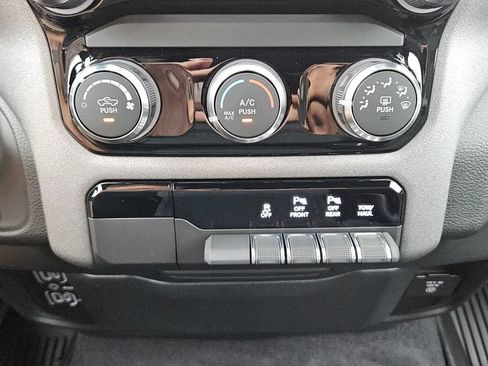New 2026 RAM 1500 Warlock AWD/4WD image 19