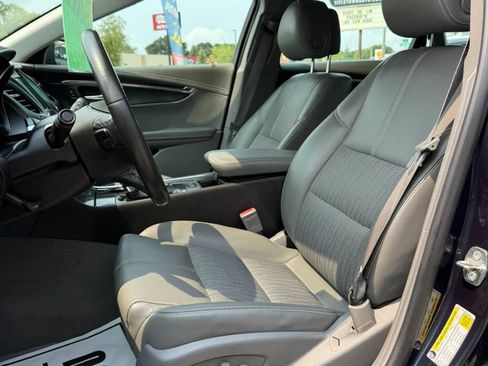 Used 2014 Chevrolet Impala LT FWD image 10