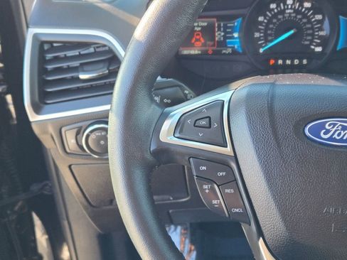 Used 2022 Ford Edge SEL w/ Convenience Package image 30