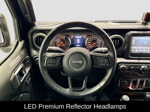 Used 2022 Jeep Wrangler Sport AWD/4WD image 27