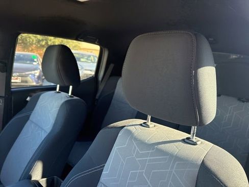 Used 2023 Toyota Tacoma TRD Sport image 9