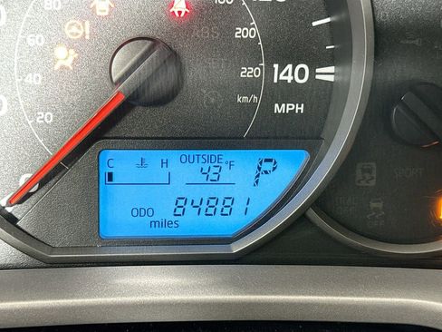 Used 2016 Toyota RAV4 LE image 12