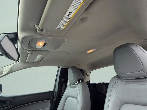 Used 2017 Chevrolet Colorado W/T image 33