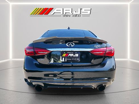 Used 2019 INFINITI Q50 Luxe w/ Essential Package (3.0T Luxe) AWD/4WD image 4