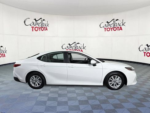 Used 2026 Toyota Camry LE FWD image 9