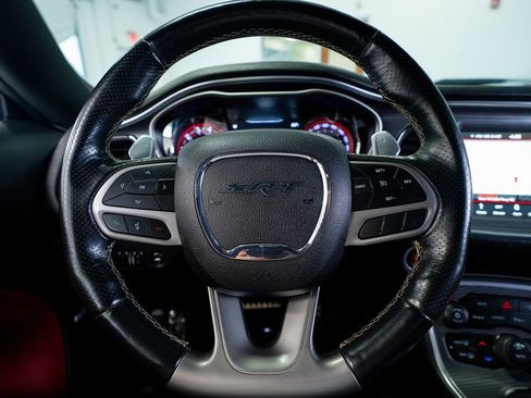 Used 2019 Dodge Challenger SRT Hellcat w/ Widebody Package RWD image 29
