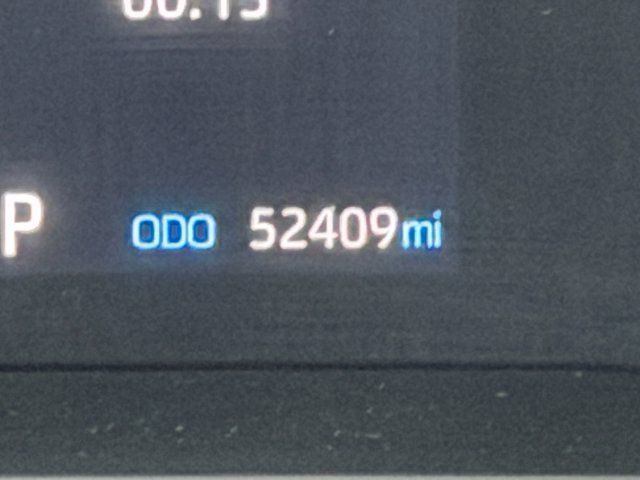 Certified 2022 Toyota Sienna LE FWD image 31