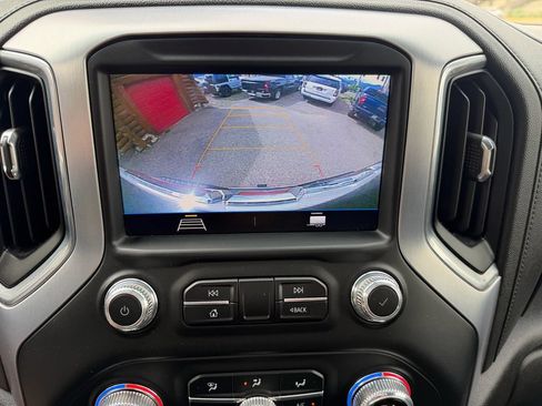 Used 2022 GMC Sierra 2500 SLE w/ Fleet Comfort Package AWD/4WD image 18