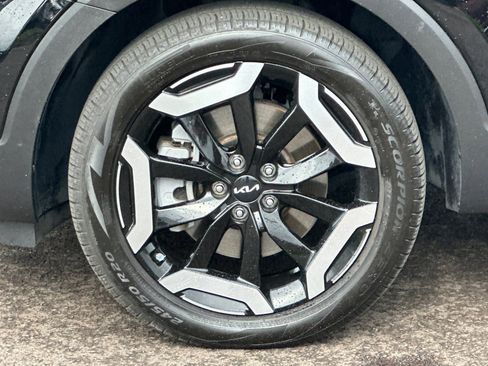 Used 2023 Kia Telluride EX w/ EX Captain's Chair Package FWD image 25