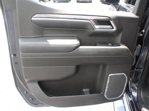Used 2022 Chevrolet Silverado 1500 LTZ AWD/4WD image 28