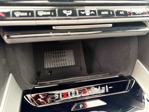 New 2026 Jeep Grand Wagoneer Limited w/ Premium Group II image 32