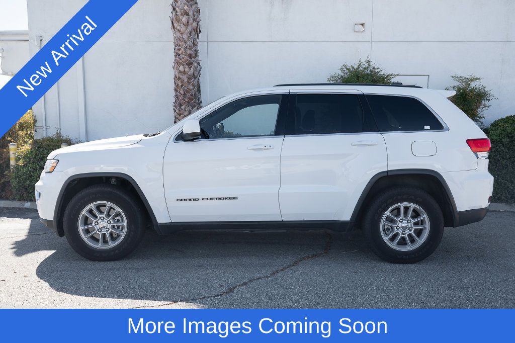 Used 2018 Jeep Grand Cherokee Laredo RWD image 6