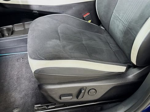 Used 2023 Kia EV6 GT-Line w/ GT-Line Suede Seat Package image 23