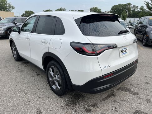 Certified 2026 Honda HR-V LX image 5