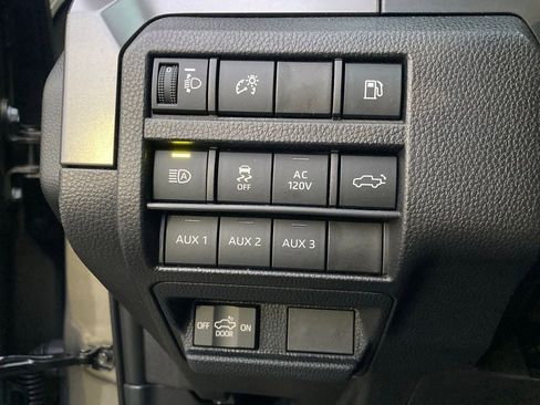 Used 2026 Toyota Tacoma TRD Off-Road AWD/4WD image 15