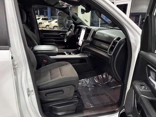 Used 2025 RAM 1500 Big Horn AWD/4WD image 17