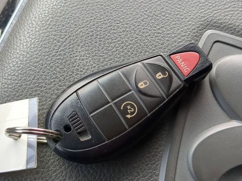 Used 2018 RAM 1500 Big Horn image 31