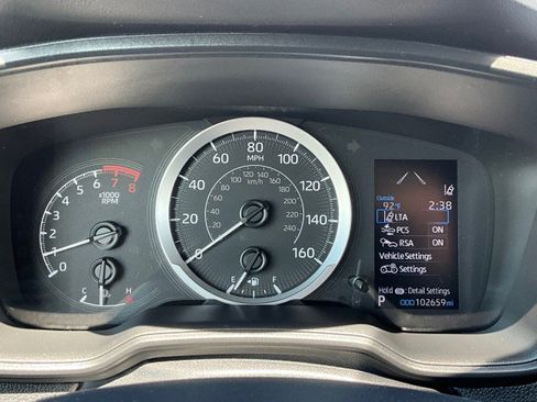 Used 2021 Toyota Corolla LE FWD image 12