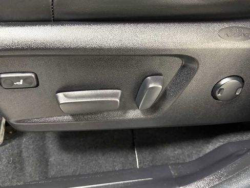 Certified 2021 Toyota Tundra Platinum image 14