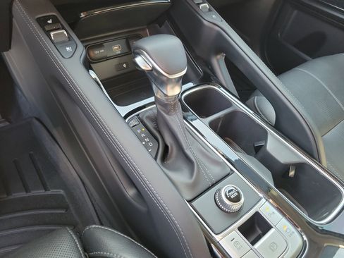 Used 2022 Kia Telluride SX w/ Towing Package FWD image 31
