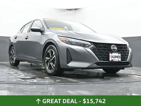 Used 2024 Nissan Sentra SV image 45