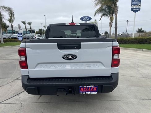 New 2025 Ford Maverick XLT w/ XLT Luxury Package image 4