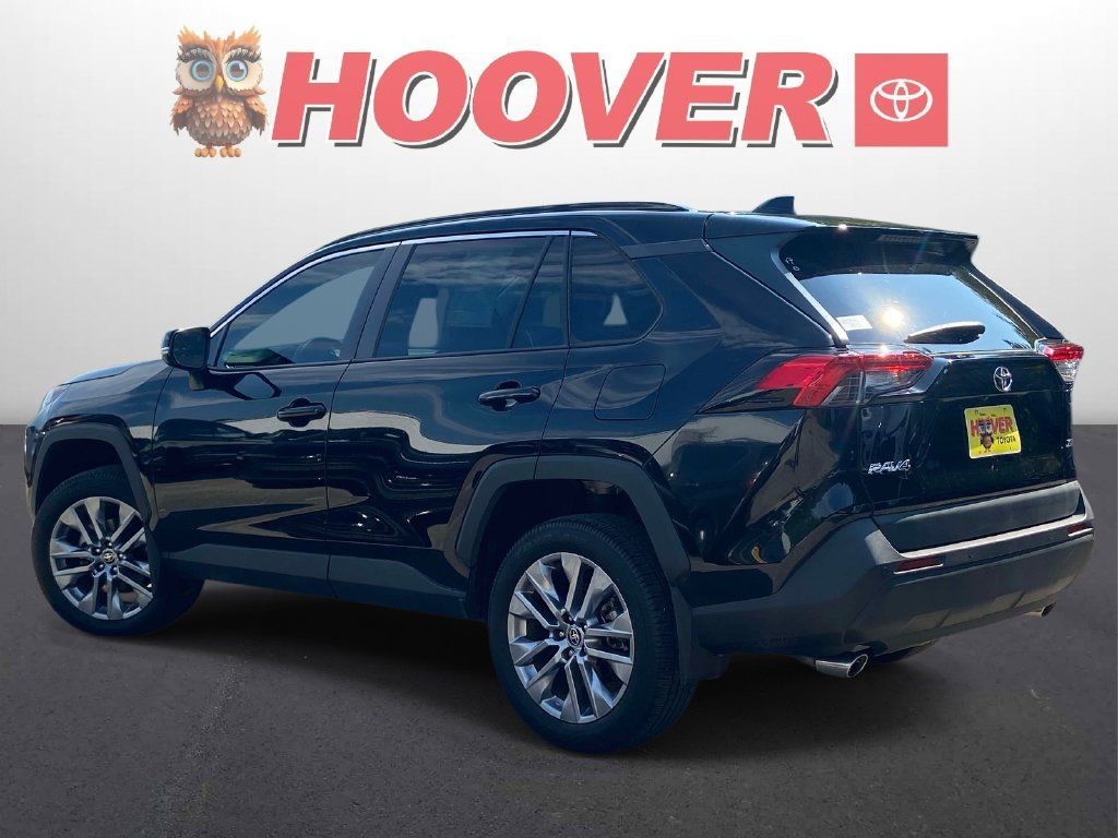 Used 2024 Toyota RAV4 XLE Premium w/ Weather Package FWD image 10
