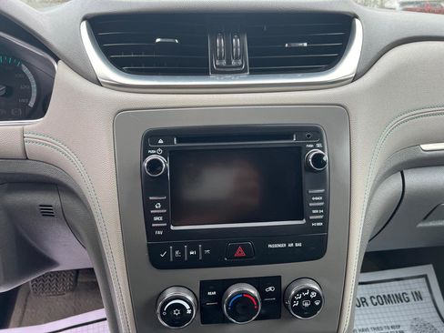 Used 2013 Chevrolet Traverse LS FWD image 24