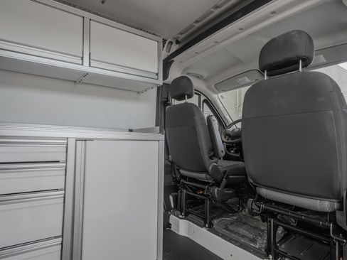 Used 2024 RAM ProMaster 3500 FWD image 25