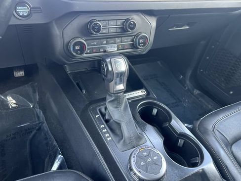 Used 2025 Ford Bronco Outer Banks AWD/4WD image 26