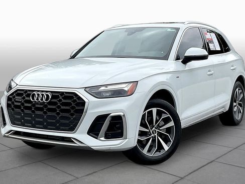 Used 2023 Audi Q5 2.0T Premium Plus w/ Premium Plus Package AWD/4WD image 2