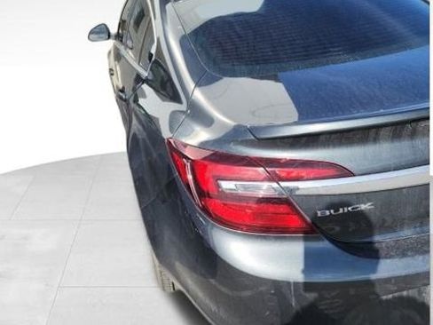 Used 2017 Buick Regal Sport Touring image 11