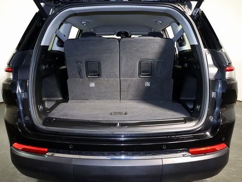 Used 2022 Jeep Grand Cherokee L Laredo w/ Luxury Tech Group I image 31