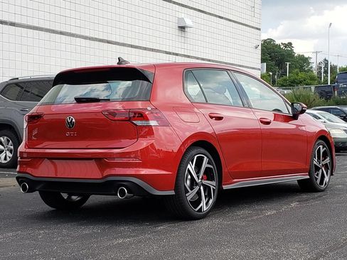 New 2026 Volkswagen GTI SE FWD image 3