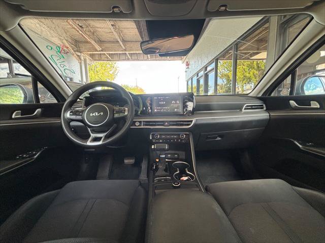 Used 2022 Kia K5 LXS FWD image 24